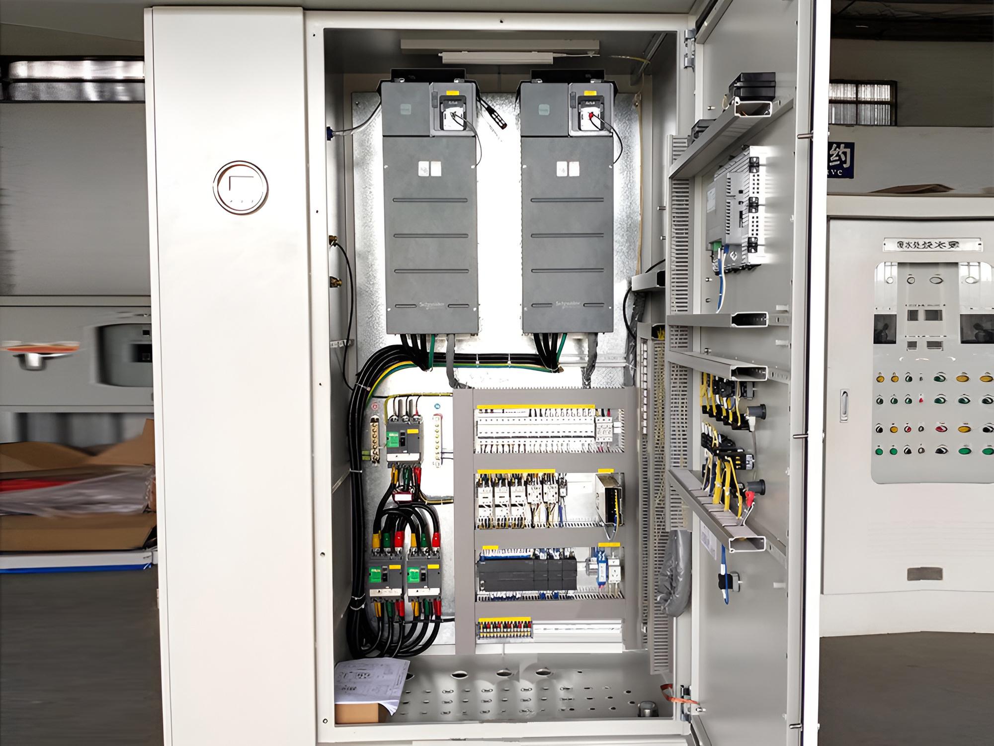 施耐德變頻器柜-ATV610變頻柜廠家